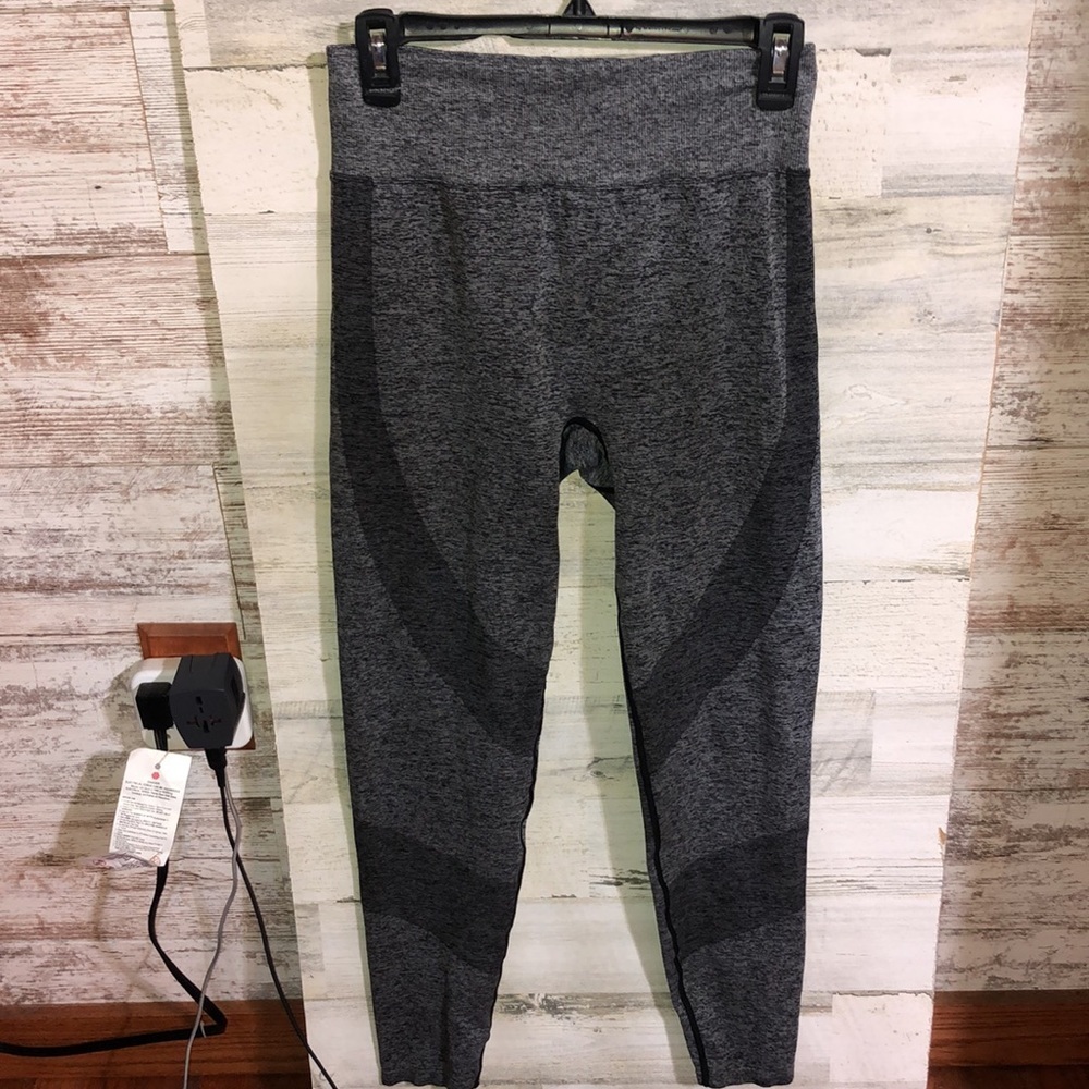 PINK active leggings Victoria Secret Pink Seamless Workout Tight Leggings large​ - Picture 5 of 7